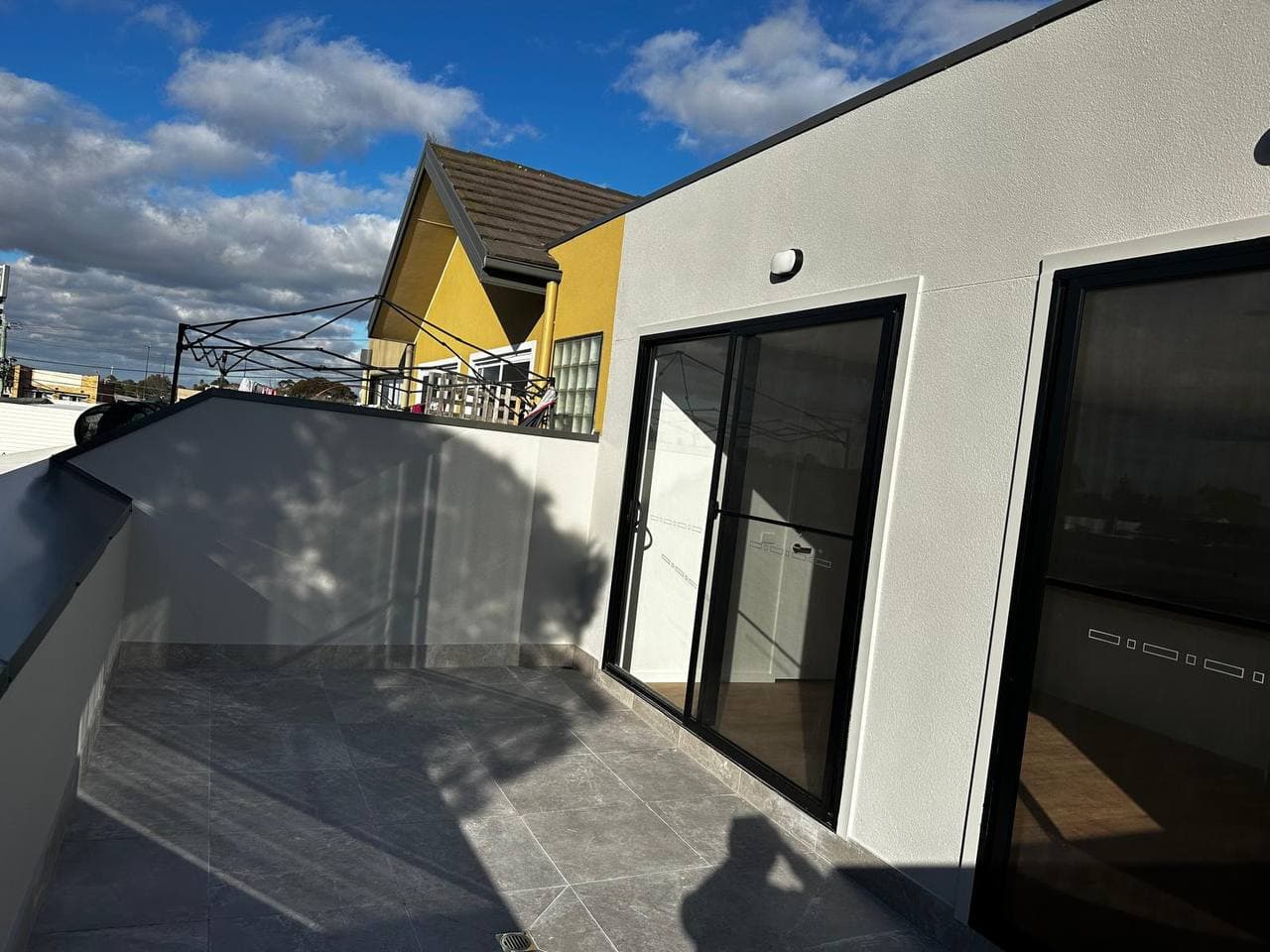 Exterior Render & Repaint after